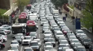 Bakının bir sıra yollarında sıxlıq yaranıb