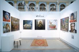 Art Russia müasir incəsənət sərgisi Qostinı Dvor