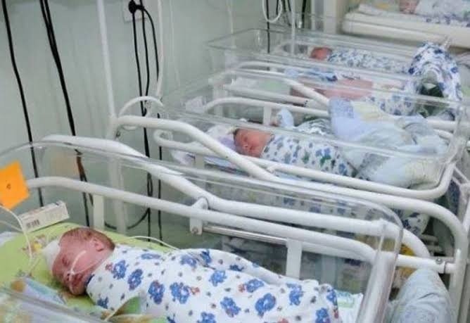 Azərbaycanda doğum səviyyəsinin azalması gündəmdədir