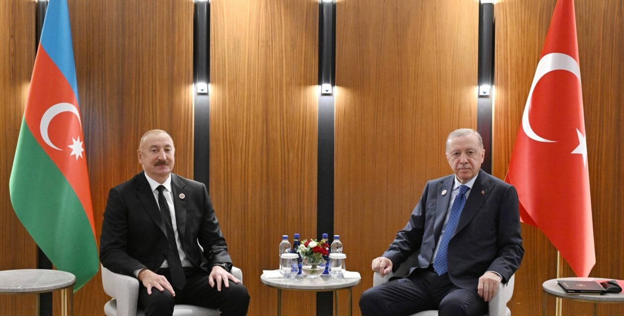 Əliyev və Ərdoğan Bişkekdə görüşdü