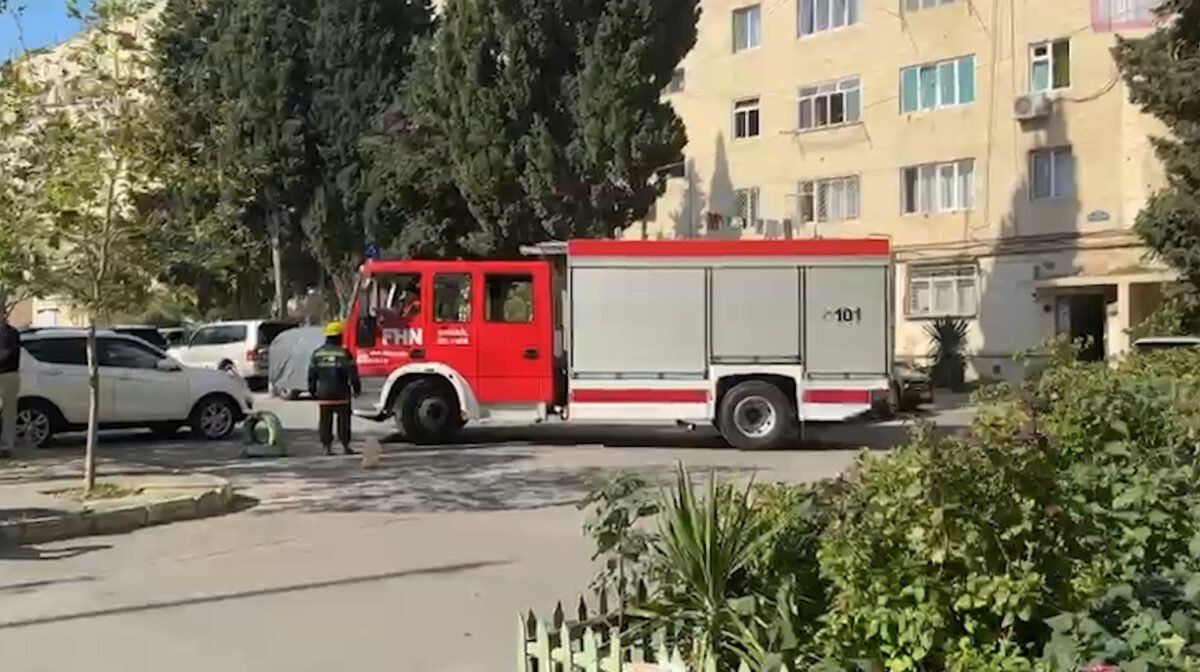 Bakıda yaşayış binasında partlayış: bir nəfər xəsarət alıb