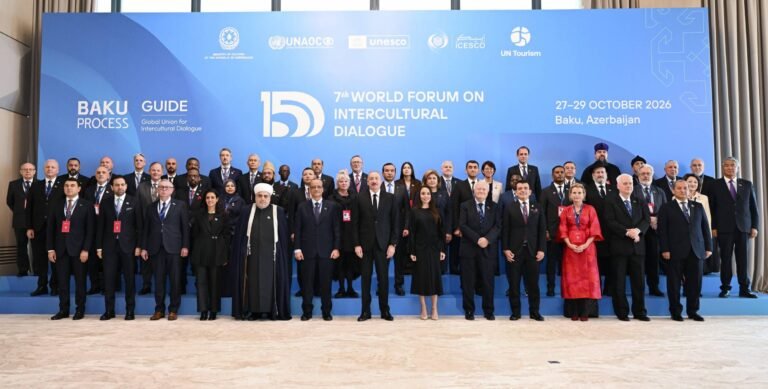 İlham Əliyev VII Ümumdünya Mədəniyyətlərarası Dialoq Forumunda çıxış edib