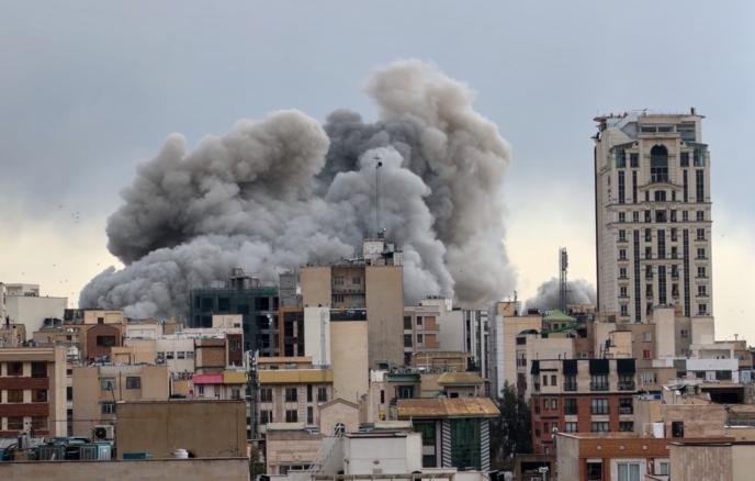 iqtisadi böhran və Hörmüz boğazı