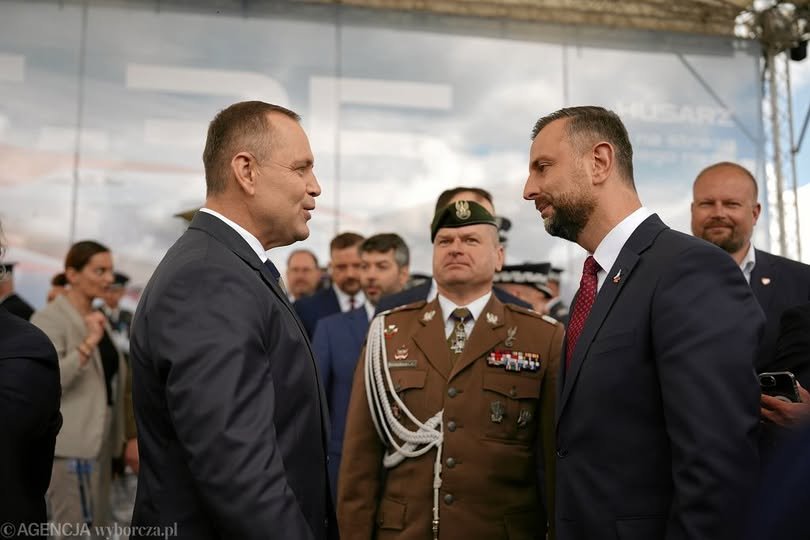 Prezident və Müdafiə Naziri arasında gərginlik pik həddə!