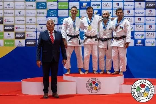 Üç cüdoçu veteran vətənə medalla döndü